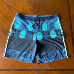 Hurley Phantom Board Shorts Size 34